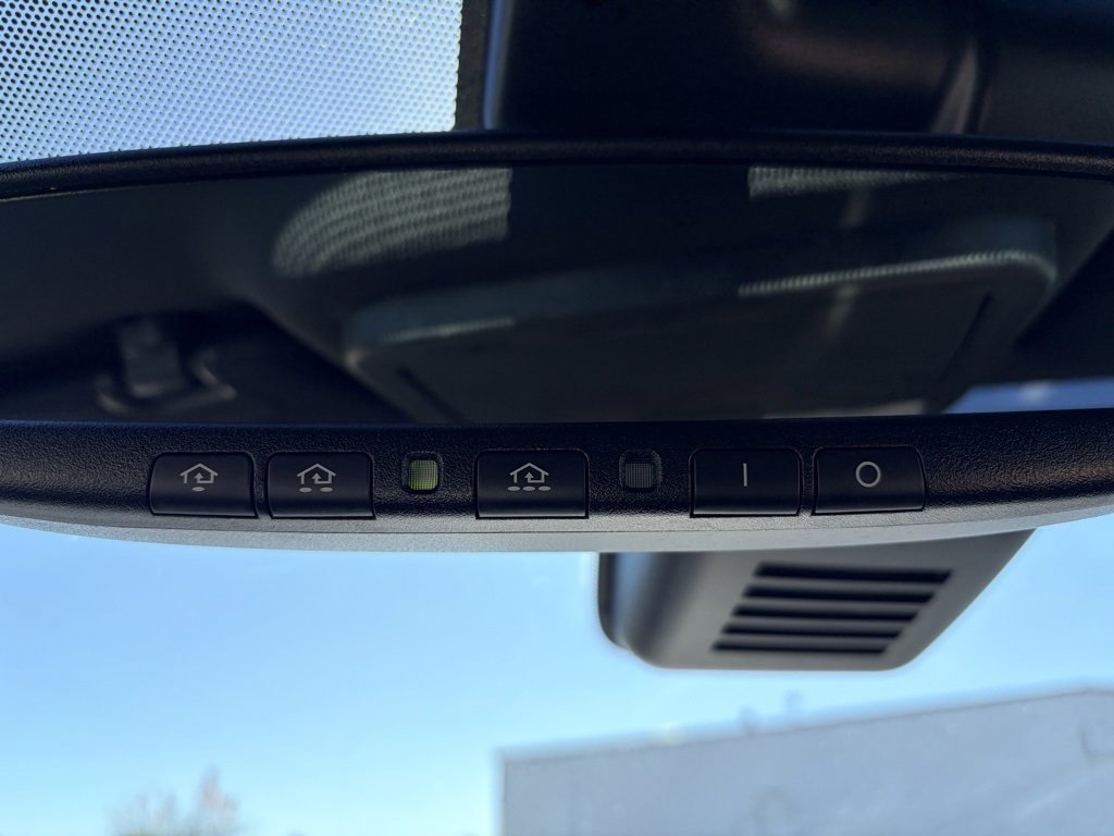 Used 2021 Nissan Titan Platinum Reserve w/ Moonroof Package image 20