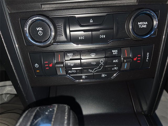 Certified 2018 Ford Explorer XLT w/ Equipment Group 202A image 38