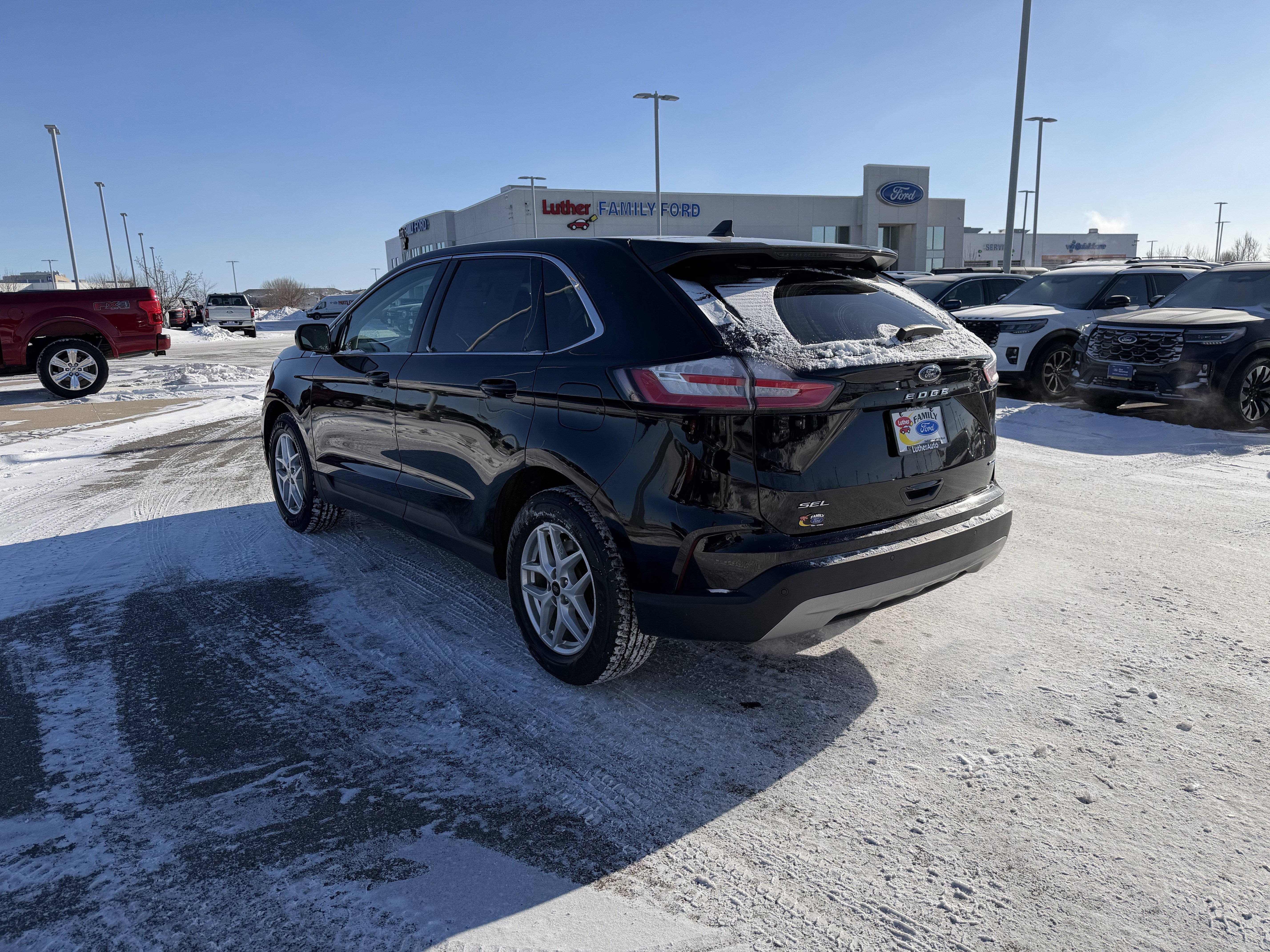 Certified 2024 Ford Edge SEL image 3