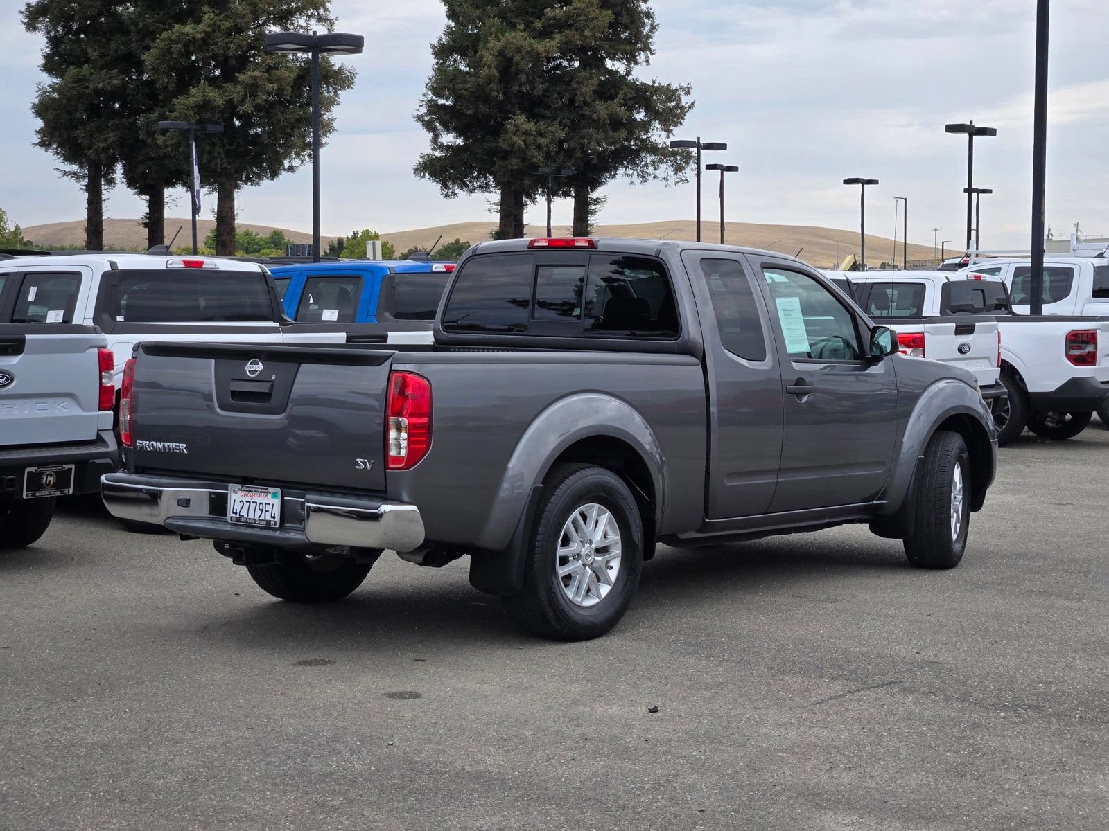Used 2019 Nissan Frontier SV RWD image 5