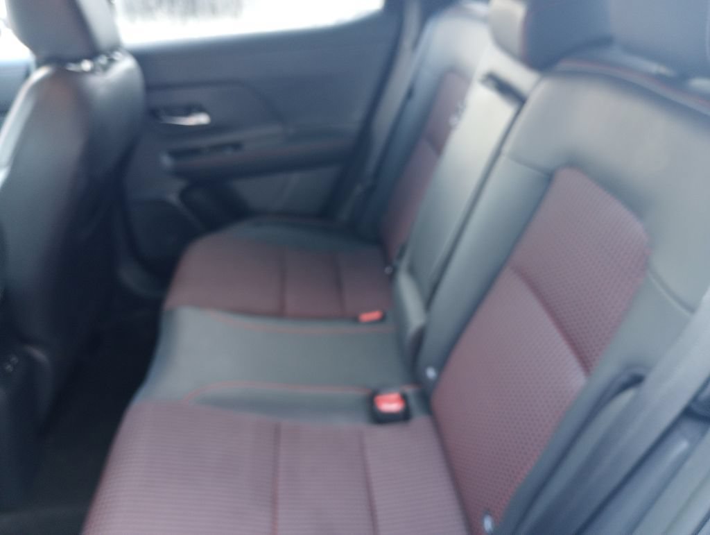 Used 2025 Nissan Kicks SR FWD image 15