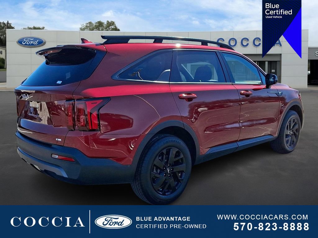 Used 2023 Kia Sorento S w/ Panoramic Sunroof Package image 5