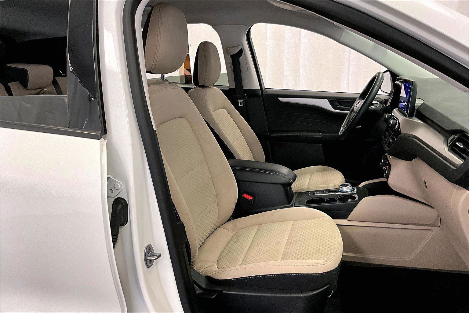 Certified 2022 Ford Escape SE w/ Convenience Package image 7