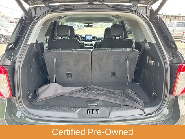 Certified 2022 Ford Explorer XLT w/ Equipment Group 202A image 16