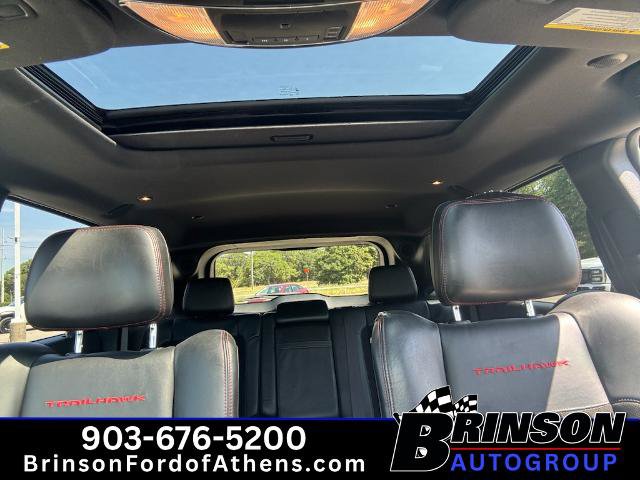 Used 2021 Jeep Grand Cherokee Trailhawk w/ Premium Lighting Group AWD/4WD image 34