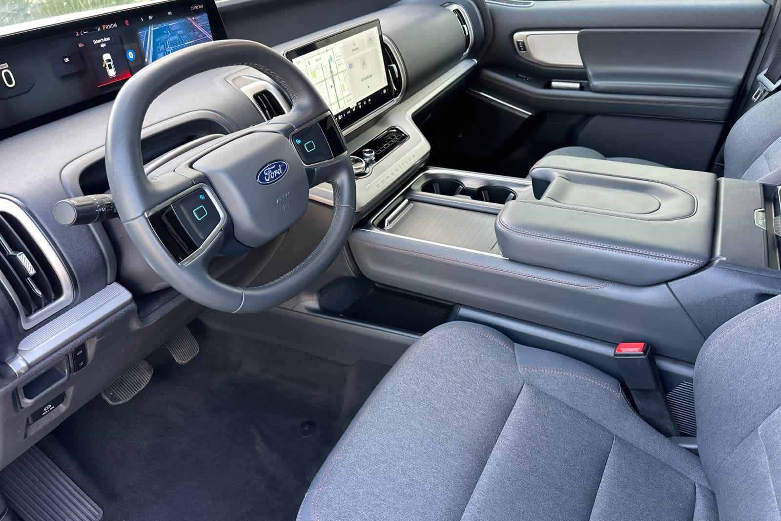 Certified 2025 Ford Expedition Max Active RWD image 12
