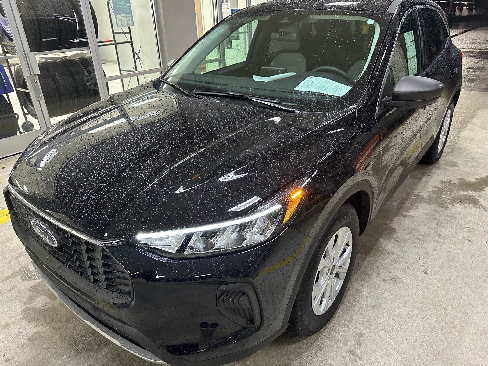 Certified 2024 Ford Escape Active FWD image 3