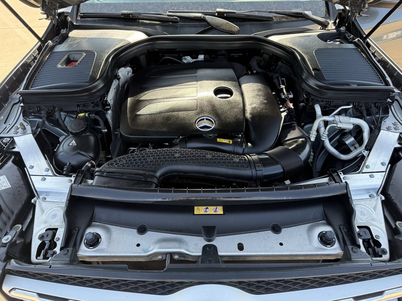 Used 2021 Mercedes-Benz GLC 300 image 25