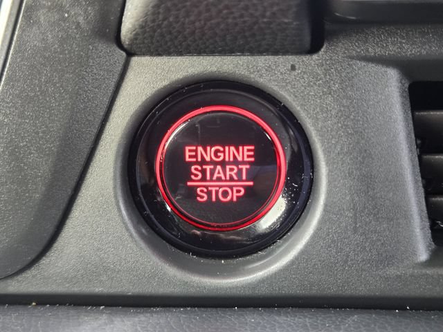 Used 2023 Honda Pilot Touring image 19