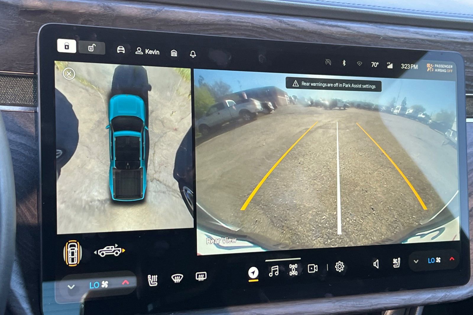 Used 2023 Rivian R1T Adventure image 20