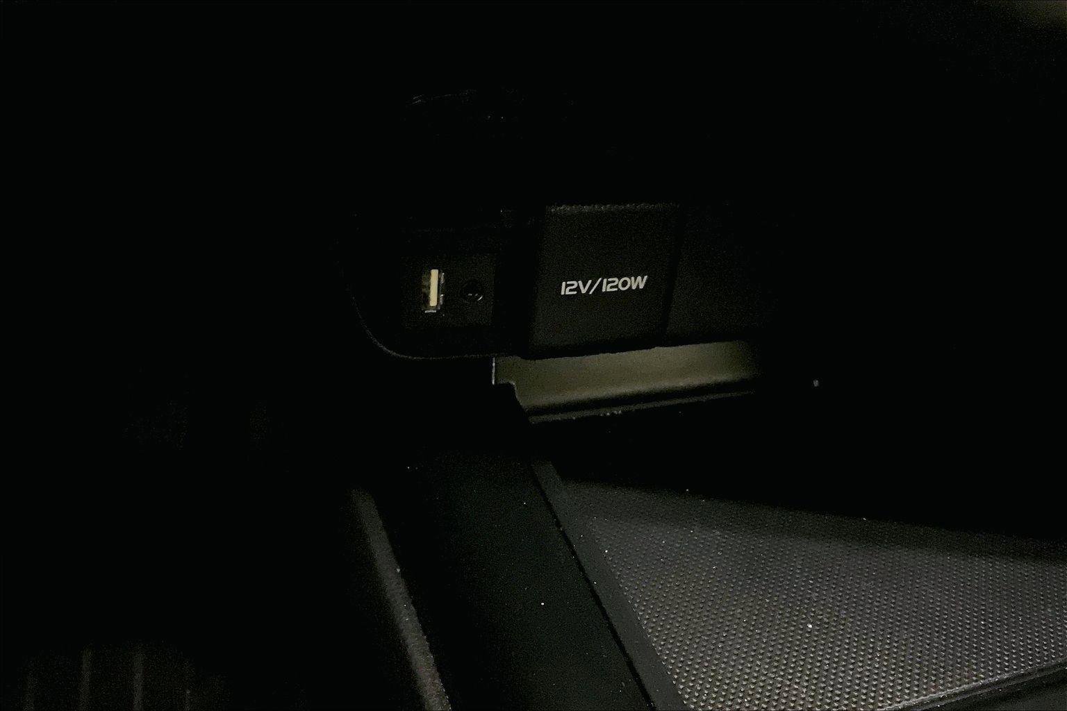 Used 2019 Toyota Camry SE image 31