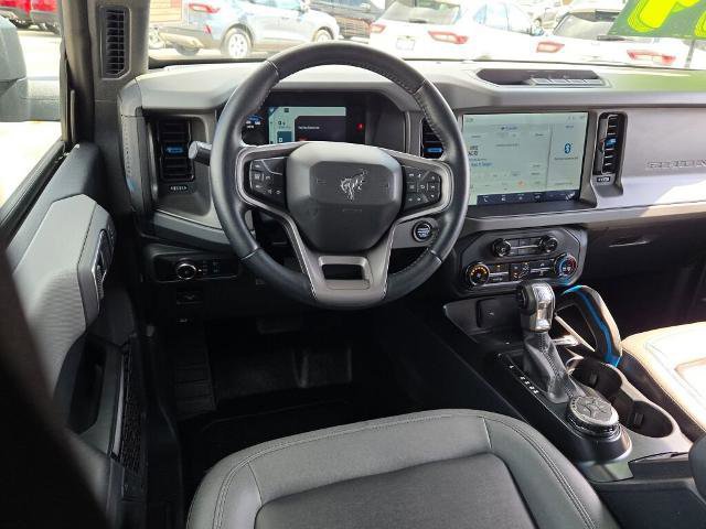 Certified 2024 Ford Bronco Black Diamond image 18