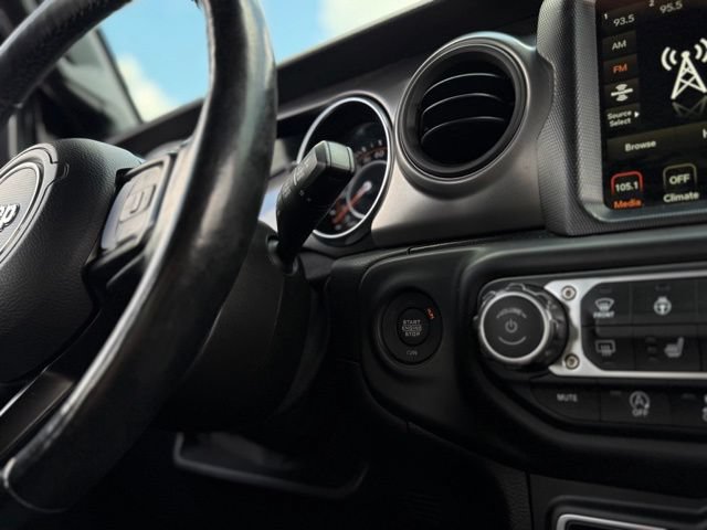 Used 2021 Jeep Wrangler Unlimited Sport w/ Sun And Sound Package AWD/4WD image 10