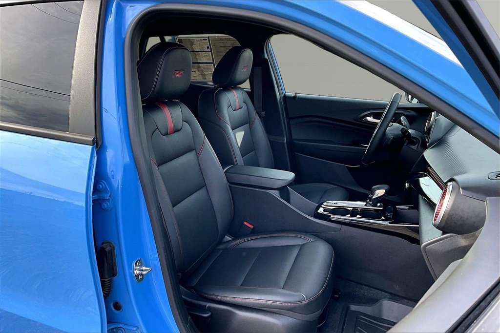 Used 2024 Chevrolet Trax RS w/ Driver Confidence Package image 9
