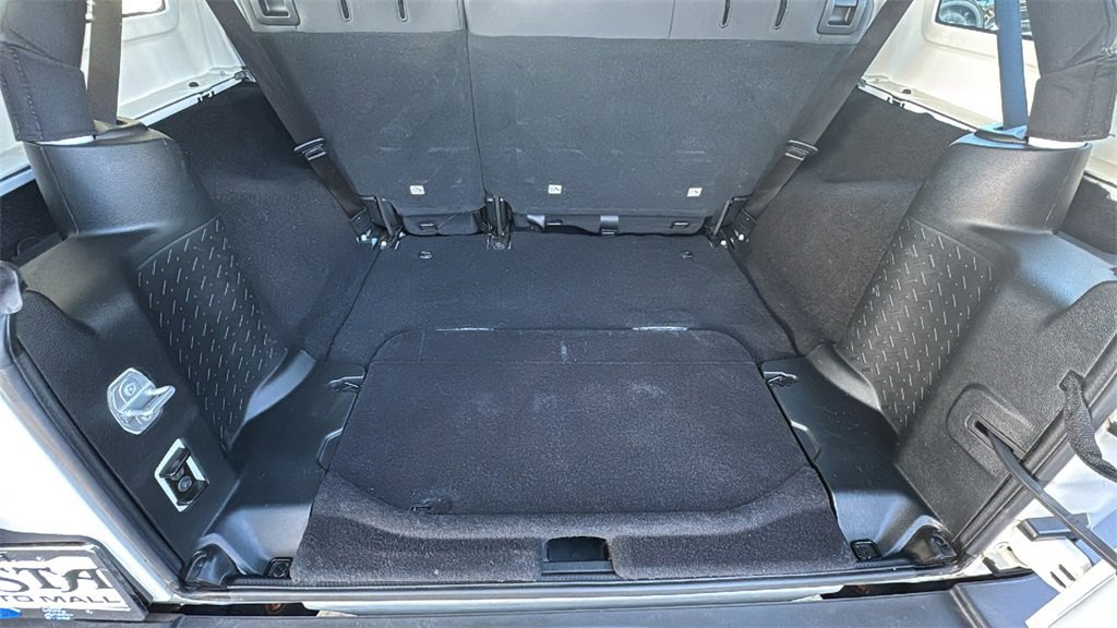 Used 2017 Jeep Wrangler Unlimited Sport w/ Connectivity Group image 20