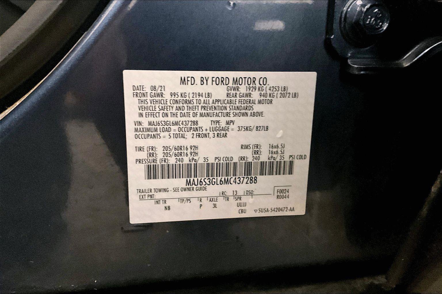 Certified 2021 Ford EcoSport SE image 32