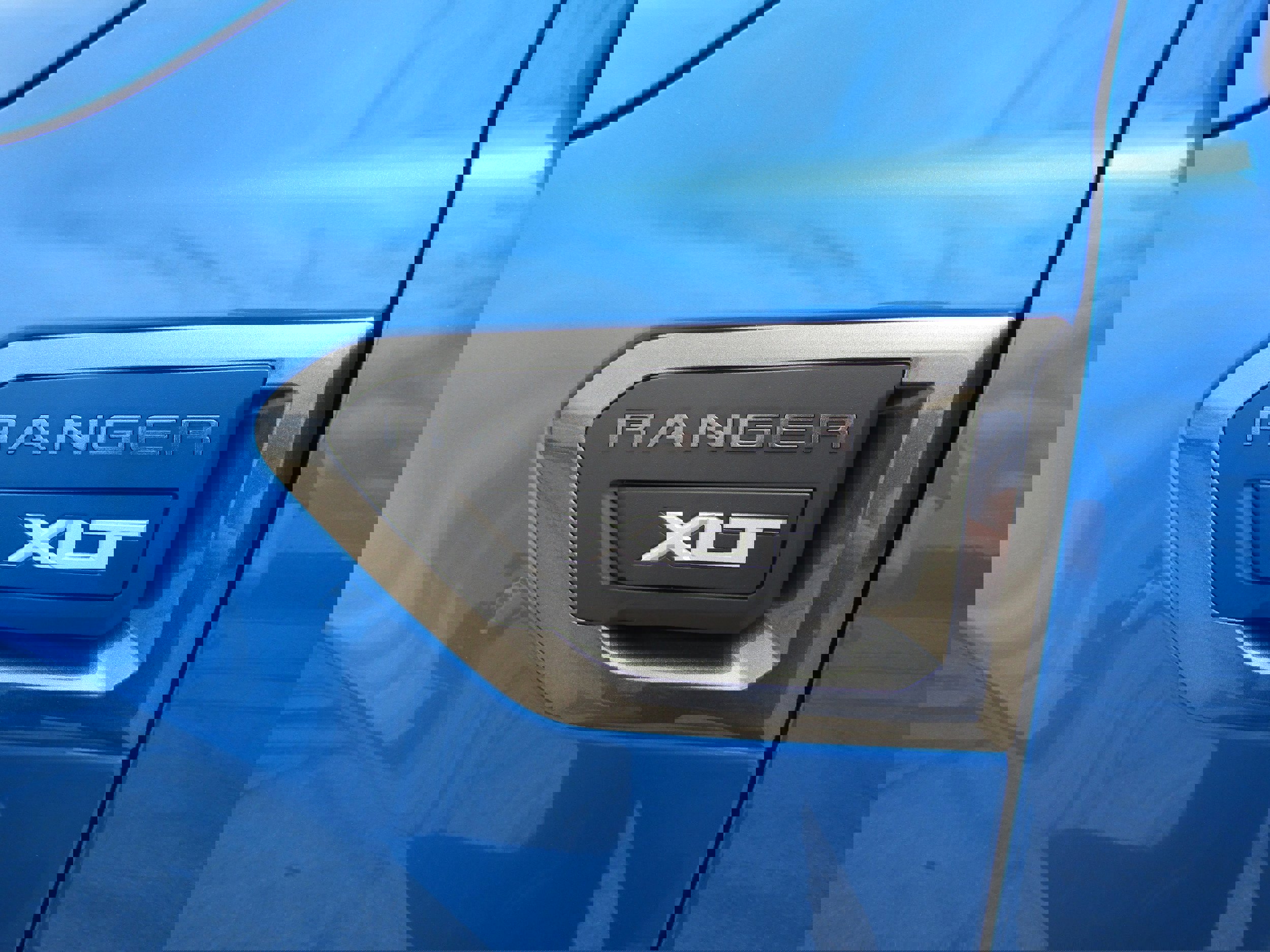 Certified 2022 Ford Ranger XLT w/ Equipment Group 302A High image 12