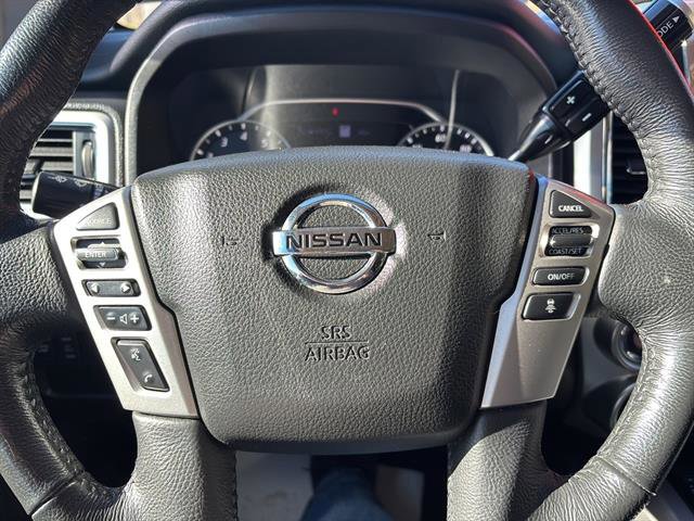 Used 2020 Nissan Titan SV w/ SV Convenience Package image 26