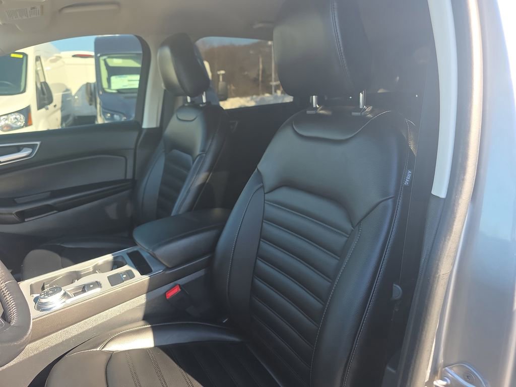 Certified 2021 Ford Edge SEL w/ Convenience Package image 33