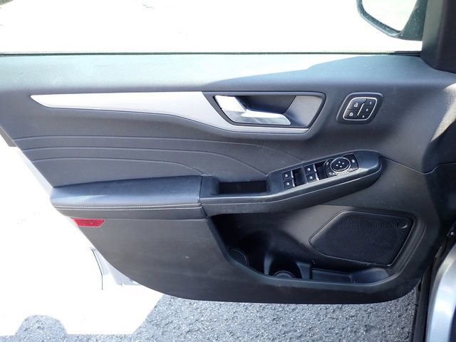 Certified 2023 Ford Escape Platinum AWD/4WD image 22