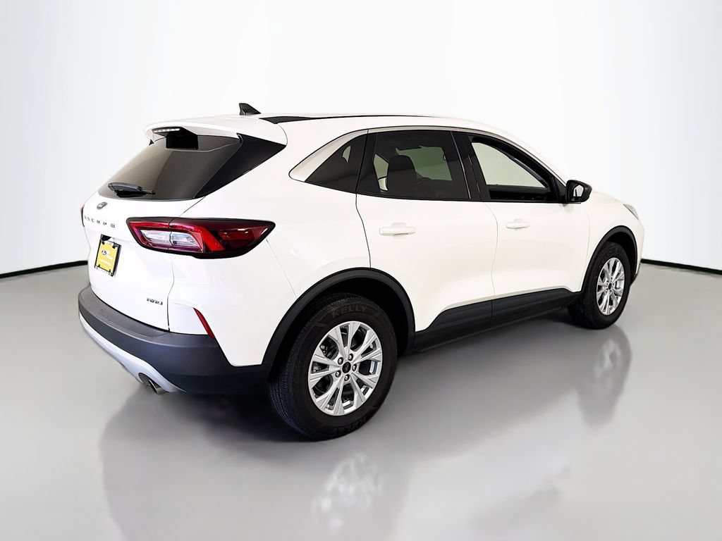 Certified 2023 Ford Escape Active AWD/4WD image 14