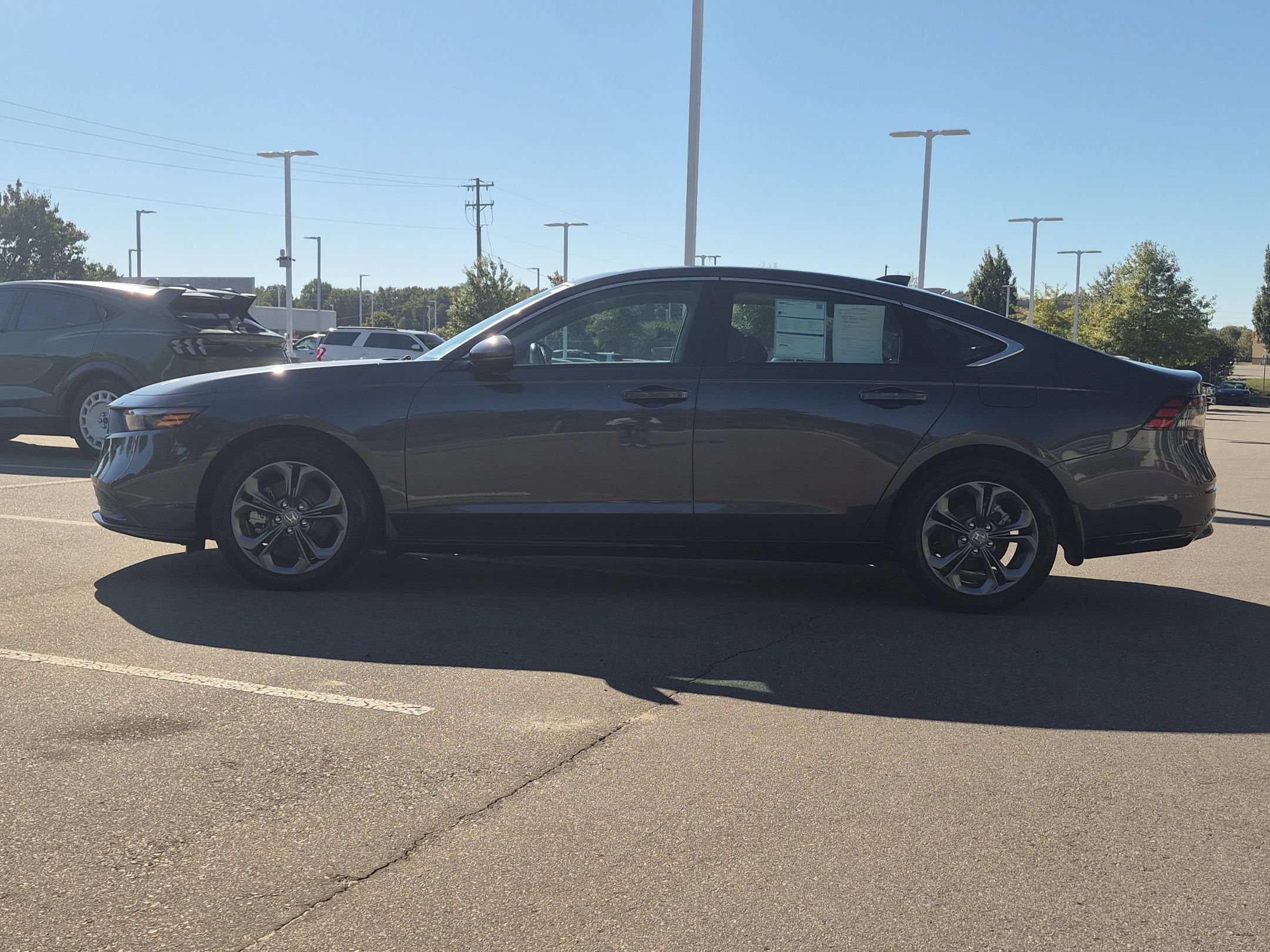 Used 2025 Honda Accord EX-L image 7