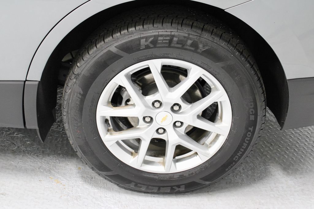 Used 2023 Chevrolet Equinox LT AWD/4WD image 18