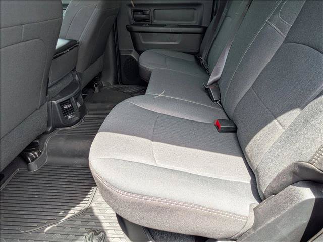 Used 2024 RAM 2500 Tradesman w/ Chrome Appearance Group AWD/4WD image 16