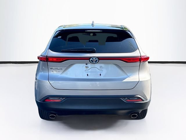 Used 2023 Toyota Venza LE AWD/4WD image 7