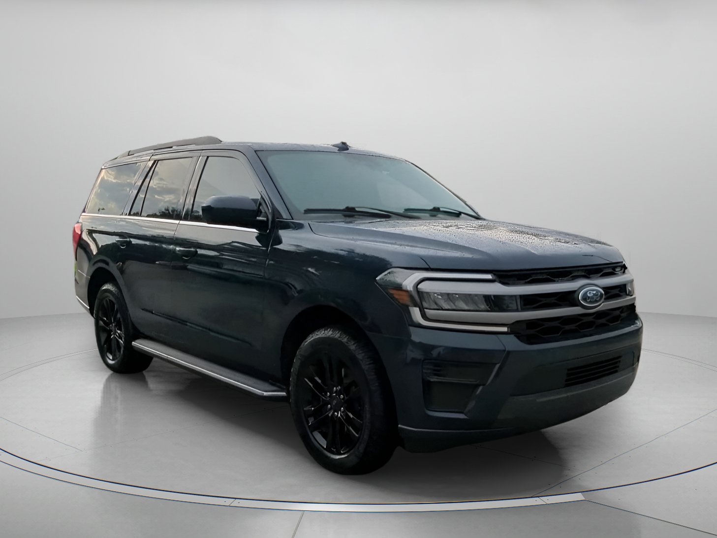 Certified 2023 Ford Expedition XLT RWD image 2