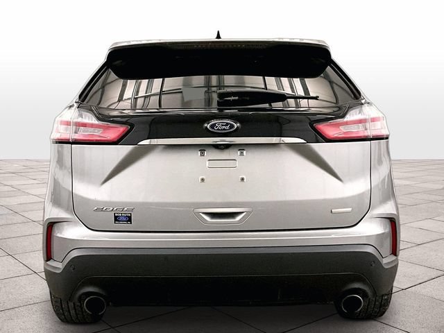 Certified 2020 Ford Edge SE FWD image 4