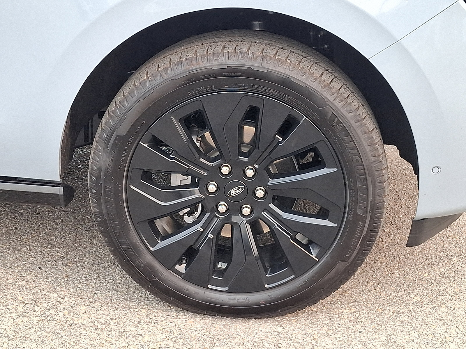 Certified 2025 Ford Expedition Platinum w/ Stealth Appearance Package AWD/4WD image 8