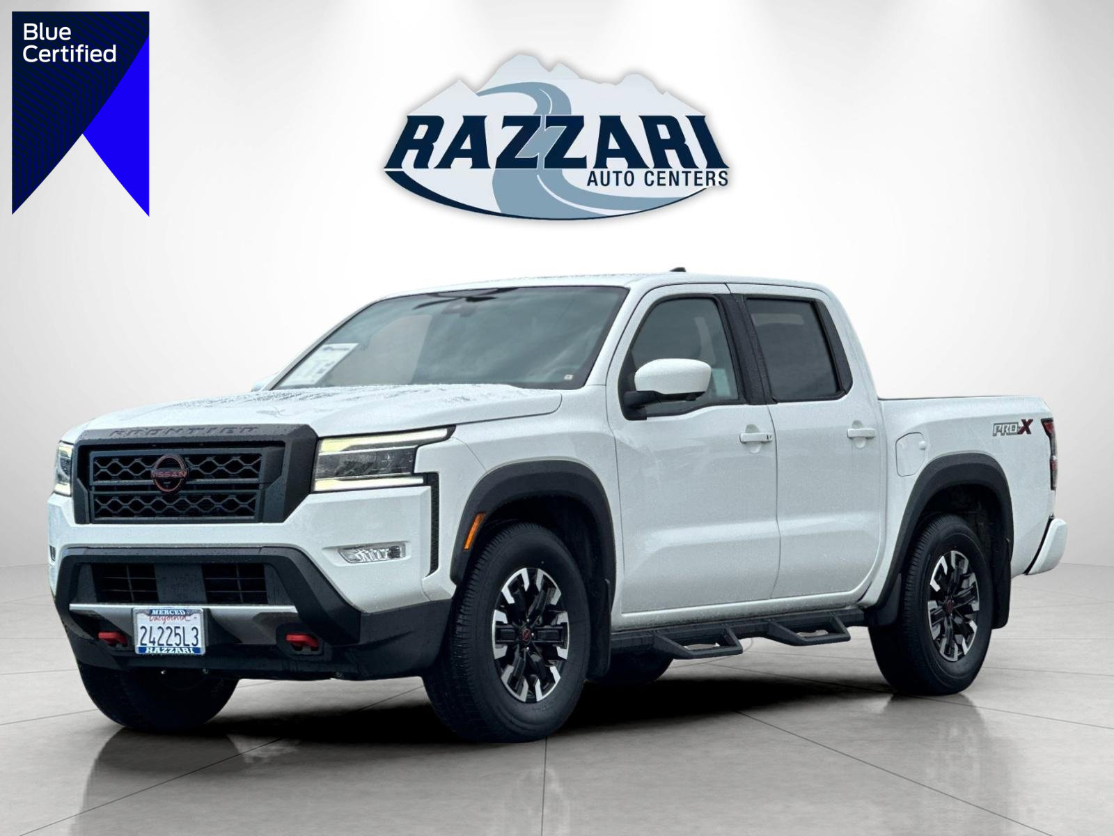 Used 2022 Nissan Frontier Pro-X image 1