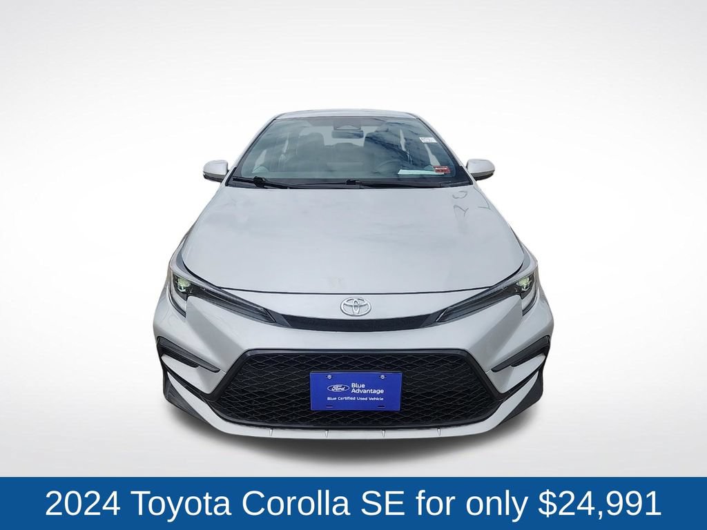 Used 2024 Toyota Corolla SE FWD image 2