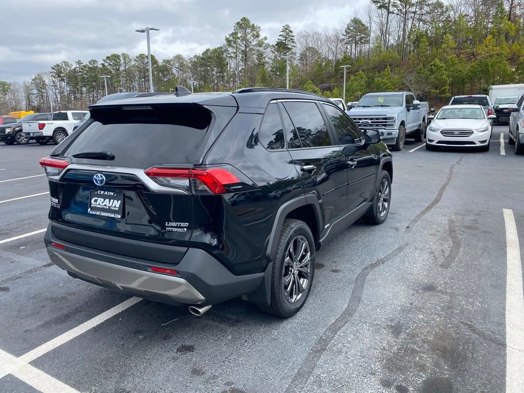 Used 2024 Toyota RAV4 Limited image 5