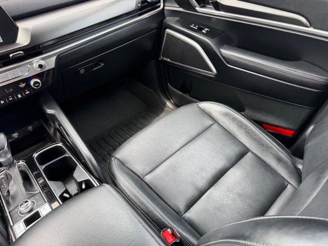 Used 2023 Kia Telluride LX AWD/4WD image 18