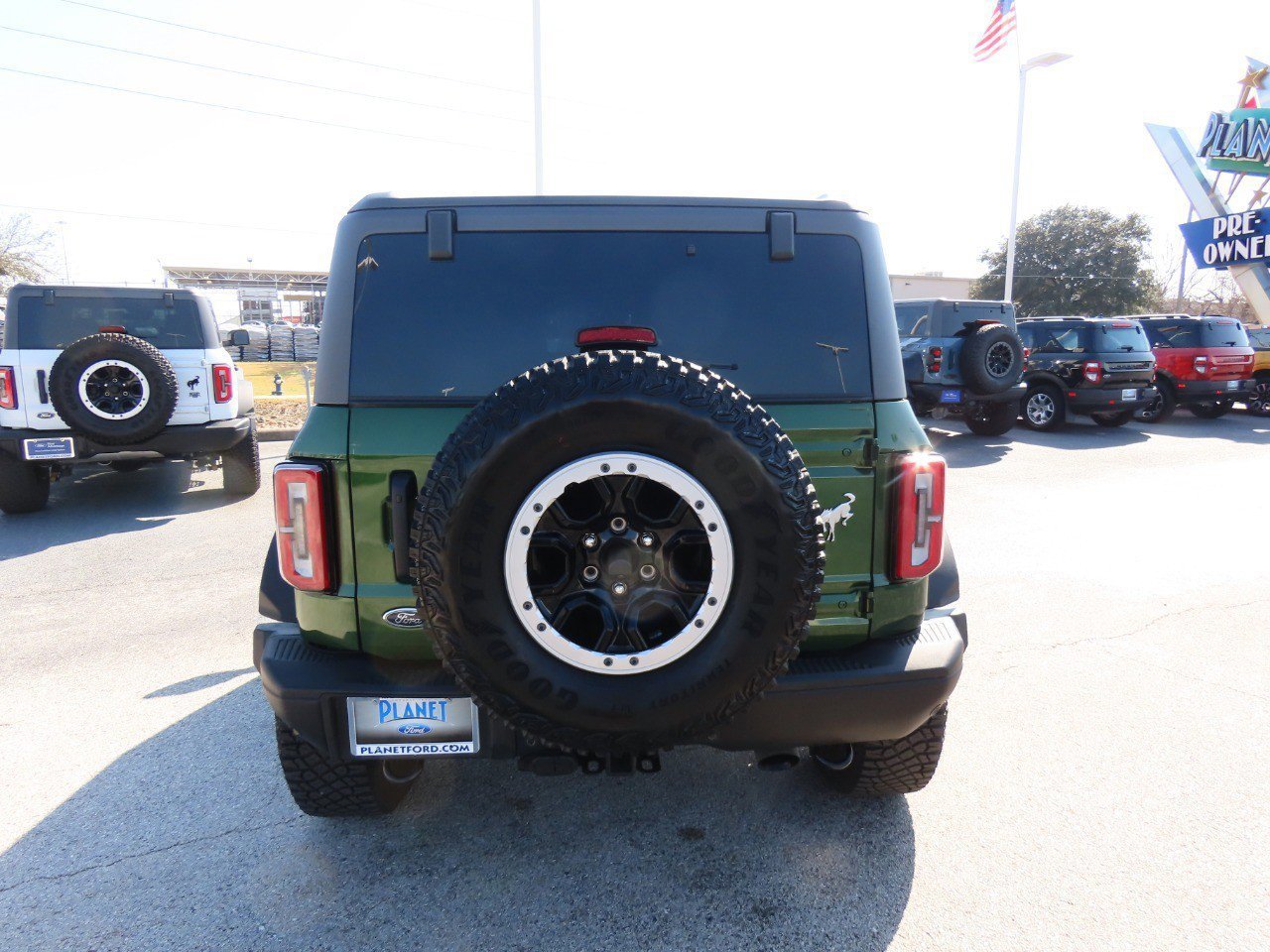 Certified 2023 Ford Bronco Badlands image 4