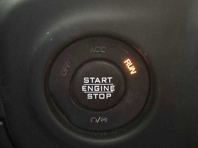 Used 2018 Jeep Wrangler Unlimited Rubicon w/ LED Lighting Group AWD/4WD image 13