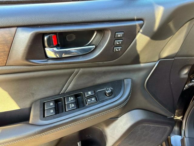 Used 2019 Subaru Outback 2.5i Limited AWD/4WD image 16