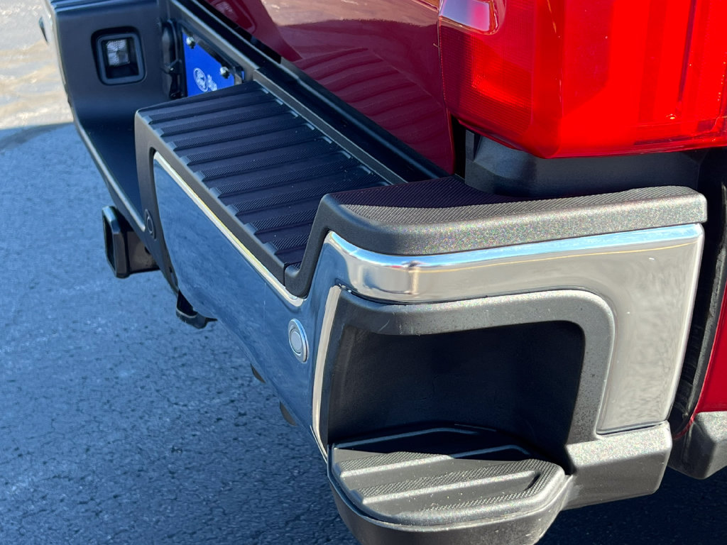 Certified 2025 Ford F250 Lariat w/ Lariat Ultimate Package AWD/4WD image 8