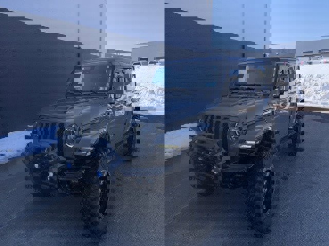 Used 2020 Jeep Wrangler Unlimited Sahara w/ Dual Top Group image 6