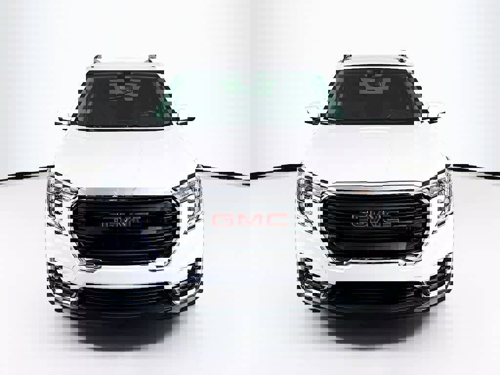 Used 2022 GMC Terrain SLE w/ Driver Convenience Package image 8