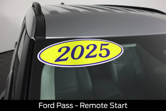 Certified 2025 Ford Explorer Active w/ Active Comfort Package AWD/4WD image 12