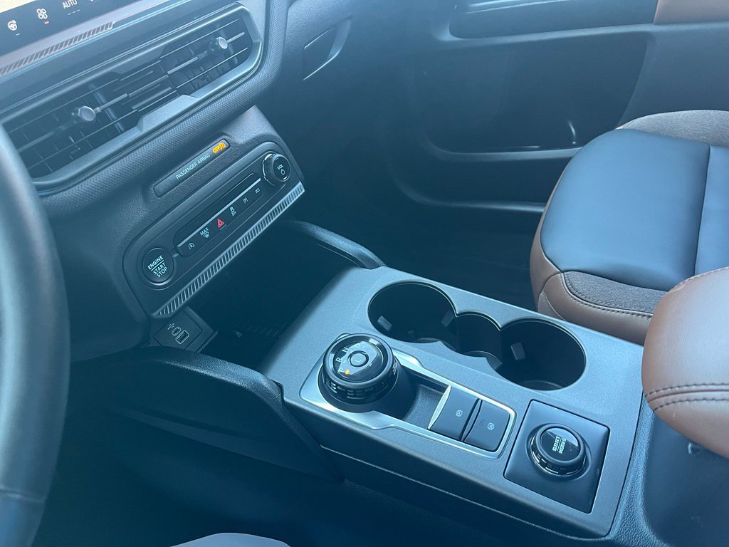 Certified 2025 Ford Bronco Sport Outer Banks w/ Outer Banks Tech Package+ AWD/4WD image 33