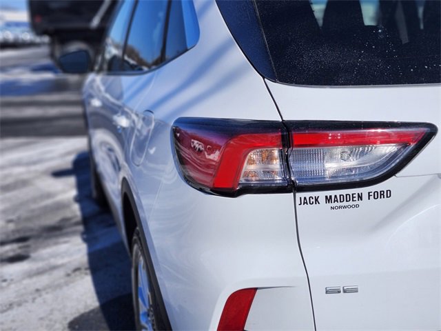 Certified 2022 Ford Escape SE w/ Convenience Package image 9