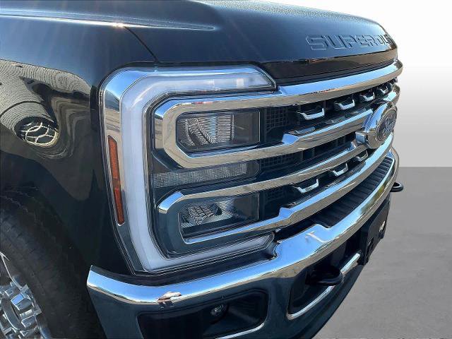 Certified 2024 Ford F250 Lariat w/ Lariat Ultimate Package AWD/4WD image 33