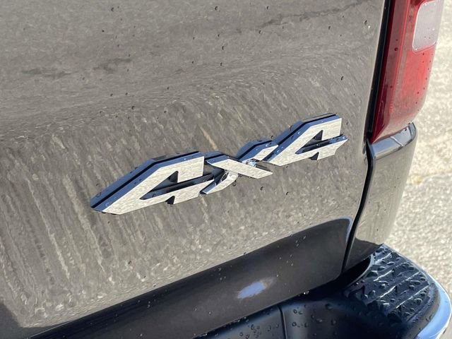 Used 2019 RAM 1500 Laramie AWD/4WD image 9