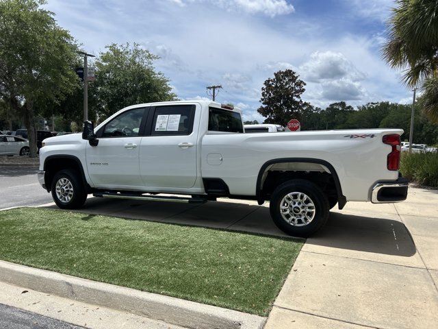 Used 2025 Chevrolet Silverado 2500 LT w/ Convenience Package AWD/4WD image 7