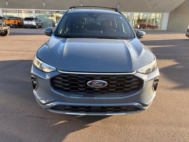 Certified 2023 Ford Escape ST-Line Elite AWD/4WD image 10