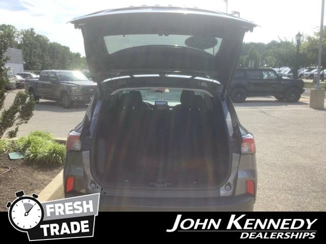 Certified 2022 Ford Escape SE w/ SE Sport Appearance Package AWD/4WD image 34